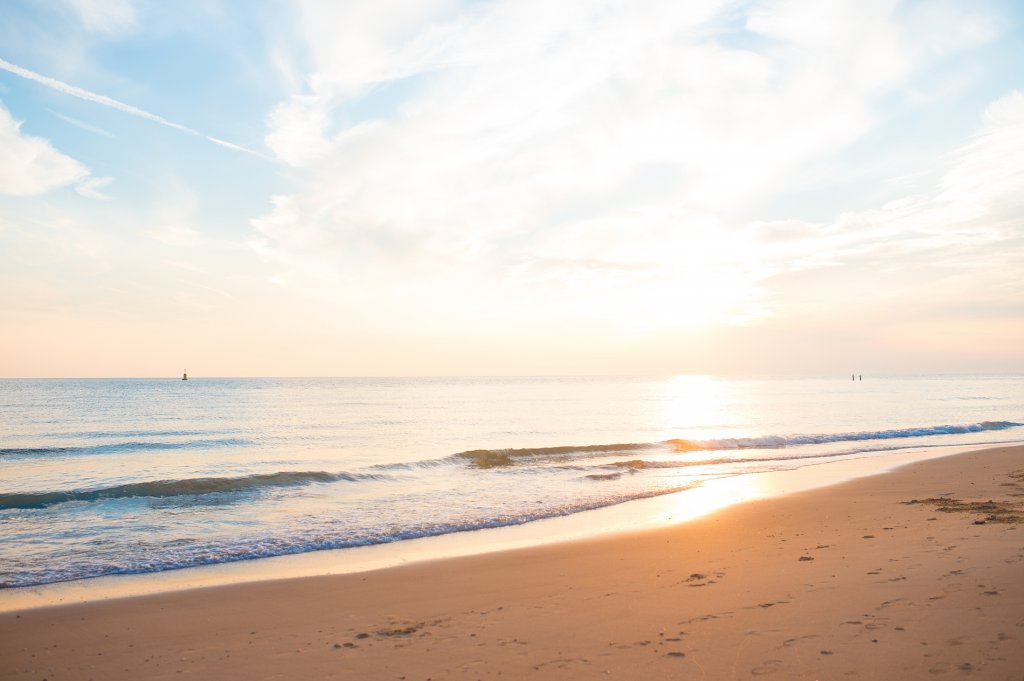 Photo sunset at the beach